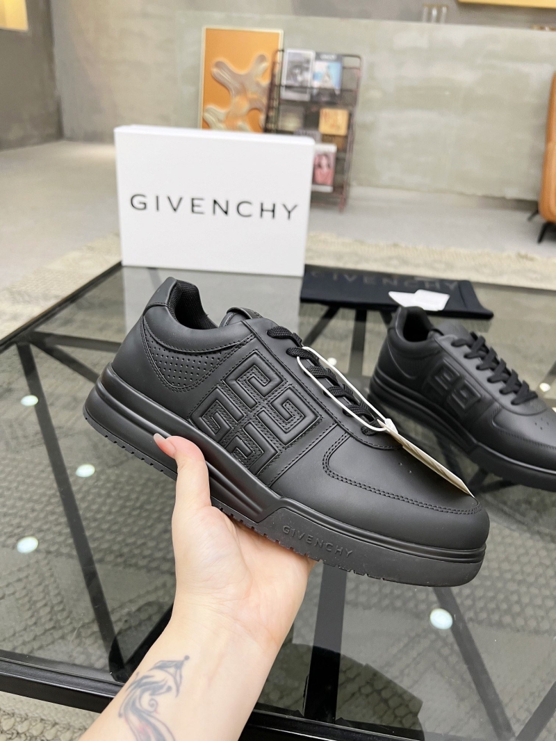 Givenchy Sneakers